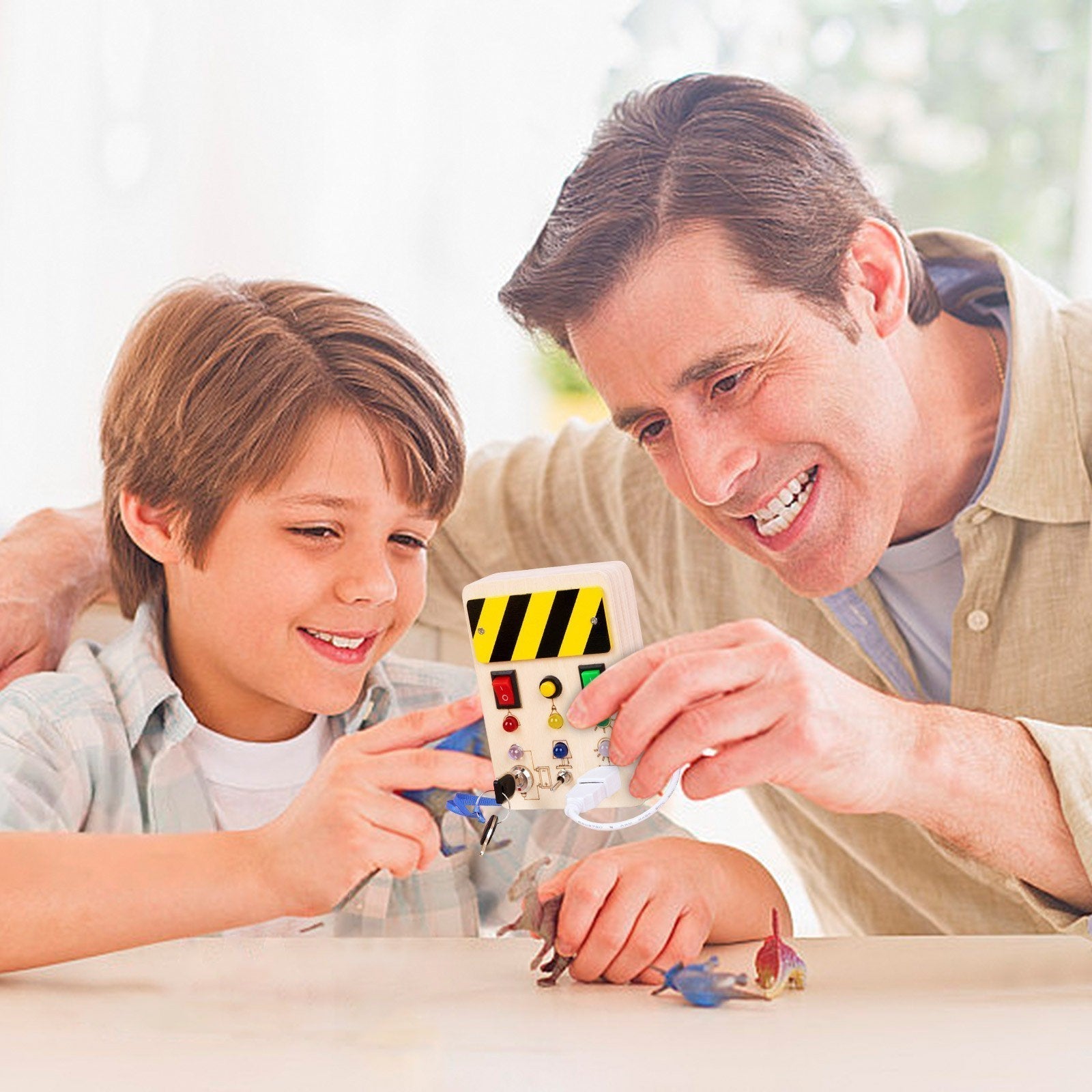 Tableau Montessori - BusyBoardCircuit™ - Déverrouillage de lumière - Mon bebe